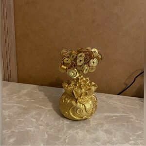 Amazon Gold Coin Tree Decor